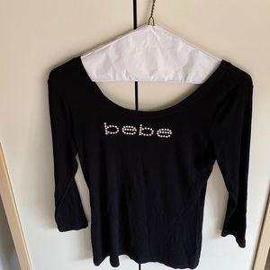 Bebe capri long sleeved shirt